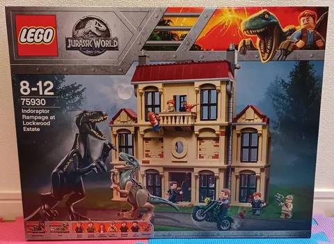 LEGO Jurassic World Indoraptor Rampage at Lockwood Estate Set 75930