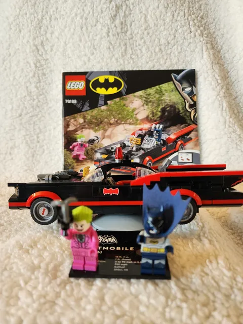 LEGO Super Heroes: Batman Classic TV Series Batmobile (76188)