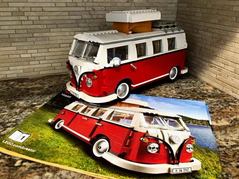 LEGO Creator Volkswagen T1 Camper Van 10220 Complete Set 1332pcs Without Box