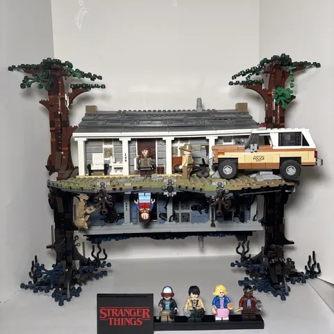 LEGO Stranger Things: The Upside Down 75810 99% Complete with Instructions READ