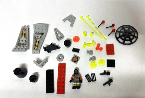 LEGO Space: V-Wing Fighter (6836)-Read