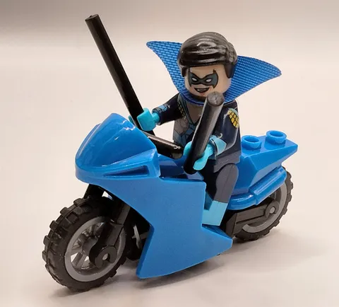 DC Superheroes Classic Nightwing + Motorcycle Custom Lego Minifigure Batman I