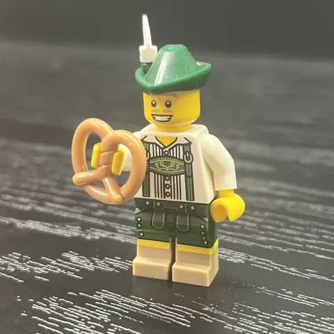 Lego Minifigure: German Lederhosen Guy (COL115) 8833 Series 8 Collectible