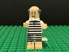 Lego Vacation Alfred Pennyworth Minifigure coltlbm34 Batman Movie DC Super Hero