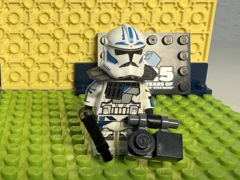 LEGO Star Wars ARC Trooper Fives Minifigure Clone Trooper 501st Legion Used
