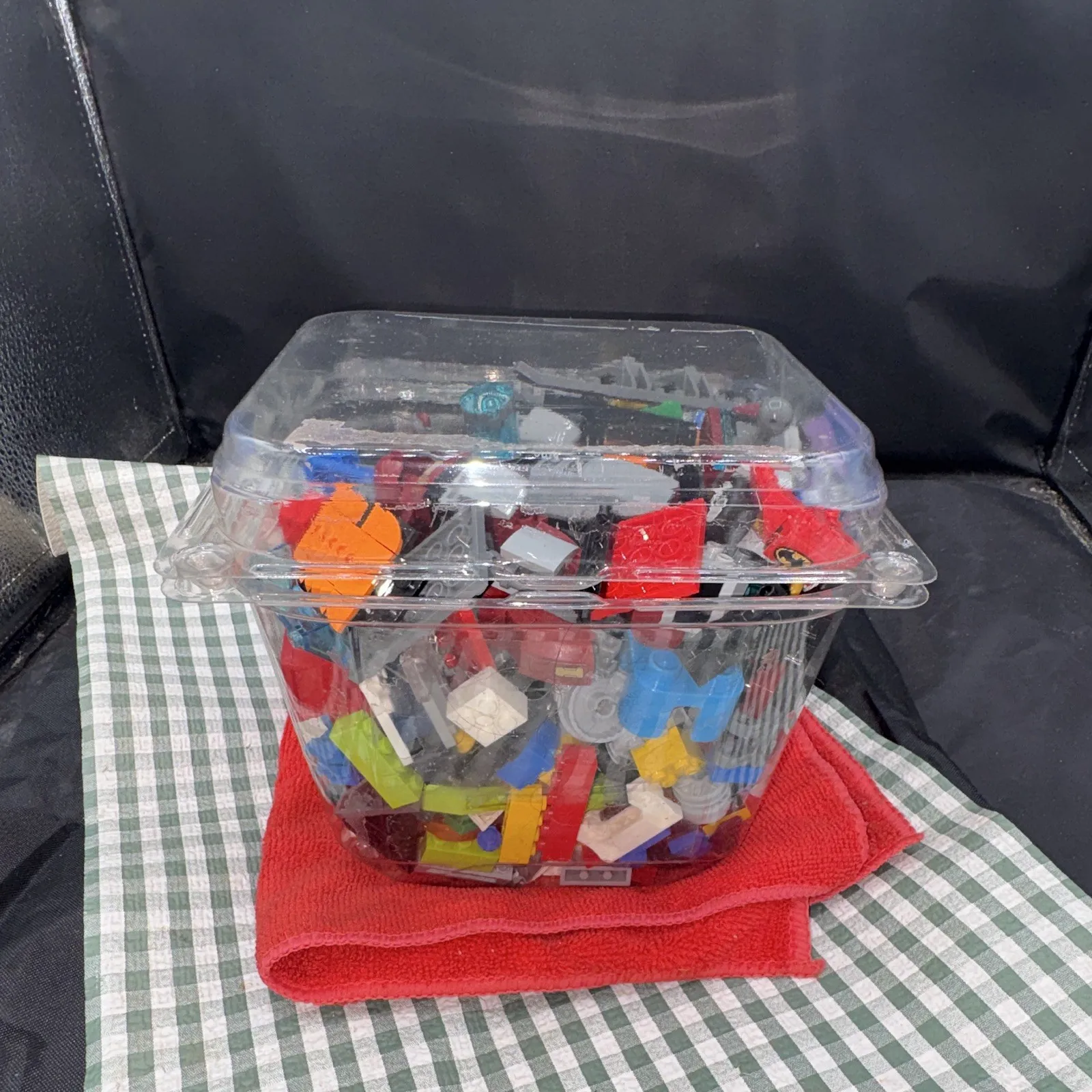 LEGO Bulk Lot Multicolor Bricks Pieces & Parts in Clear Plastic Container