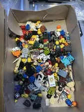 LEGO Bulk Lot Damaged / Unbranded Minifigure Parts READ DESCRIPTION #12