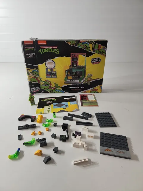 DONNIE'S LAB Teenage Mutant Ninja Turtles Snap & Switch Brick Set Sealed 