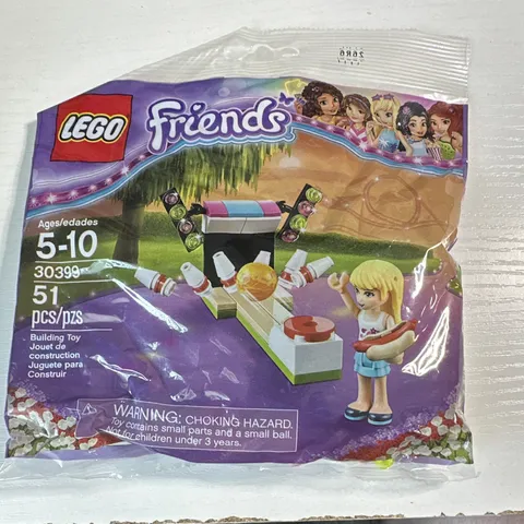 LEGO FRIENDS 30399 AMUSEMENT PARK SET  "BOWLING ALLEY"  51 PIECES  RETIRED!