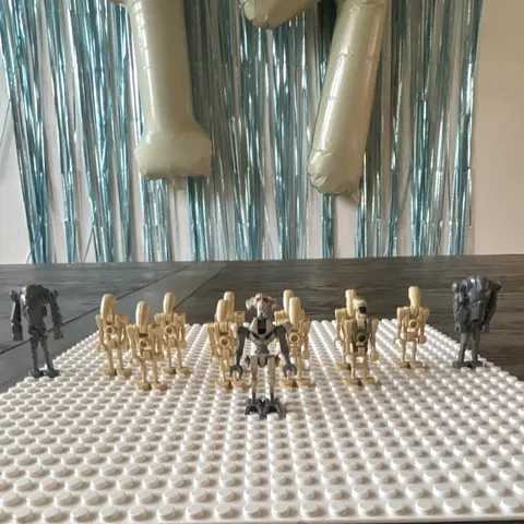 LEGO Star Wars Battle Droid & Super Battle Droid Minifigure Lot Tan Gray