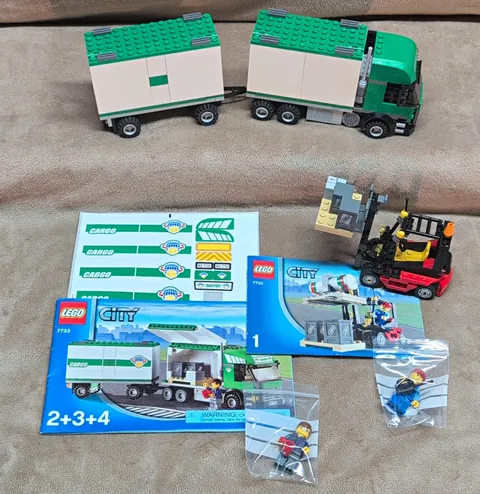 LEGO CITY Cargo 7733 Truck & Forklift 343pc Complete No Box, W/stickers.