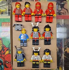 LEGO Ninja Castle & Samurai 10 Minifigures Lot w/ Swords Flags Accessories 