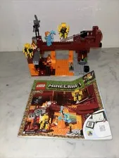 LEGO Minecraft: The Blaze Bridge (21154), 100% Complete w/ Minifigs & Manual