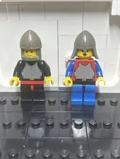 Vintage 80's LEGO Minifig Castle Lion Knights Breastplate Lot of 2 w Accessories