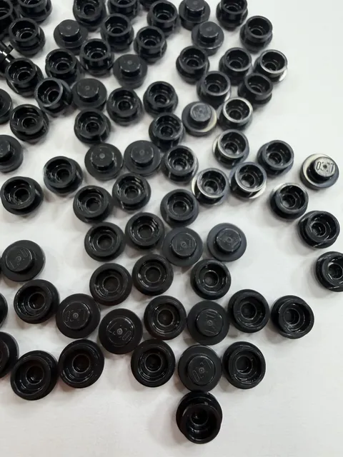 200 BRAND NEW LEGO BLACK PLATE ROUND 1 x 1 1x1 with Stud LOT