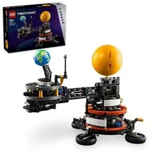 LEGO® Planet Earth and Moon in Orbit (42179)
