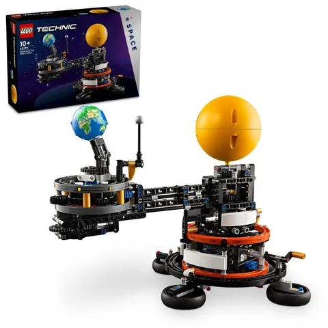 LEGO® Planet Earth and Moon in Orbit (42179)