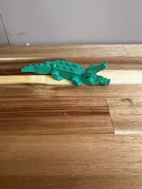Lego 6026c01 6026 6027 6028 Green Alligator Crocodile With 8 Teeth Figure
