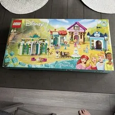 Lego Disney Princess SEALED SET 43246 Market Adventure w/ 4 Bldgs & Minifigures!