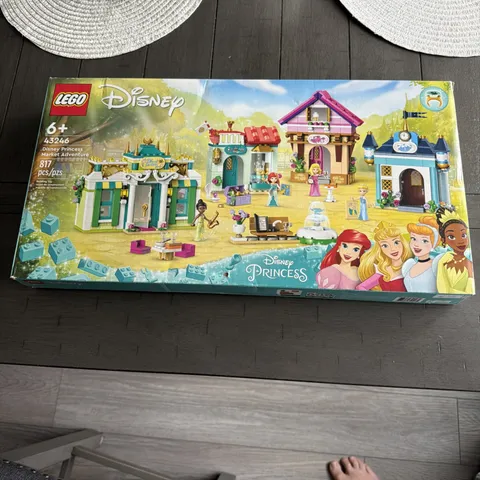 Lego Disney Princess SEALED SET 43246 Market Adventure w/ 4 Bldgs & Minifigures!