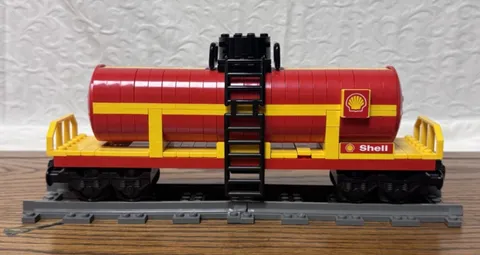 Custom Brick Shell Tanker Train Car For 9V Trains