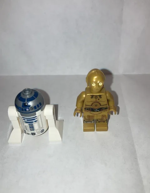 LEGO Star Wars Droids C-3PO and R2-D2 Minifigure Set