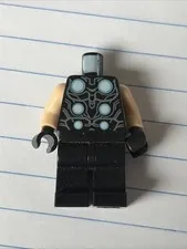 LEGO Super Heroes Infinity War Thor  sh502 Minifigure 76102 Figure Incomplete