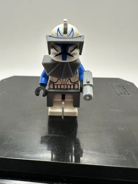 Genuine LEGO Star Wars Phase 1 Captain Rex Minifigure - 100% Authentic Sw0194