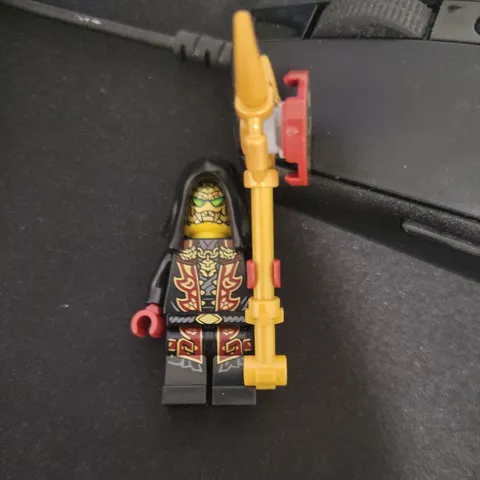 Lego ninjago loyalist leader