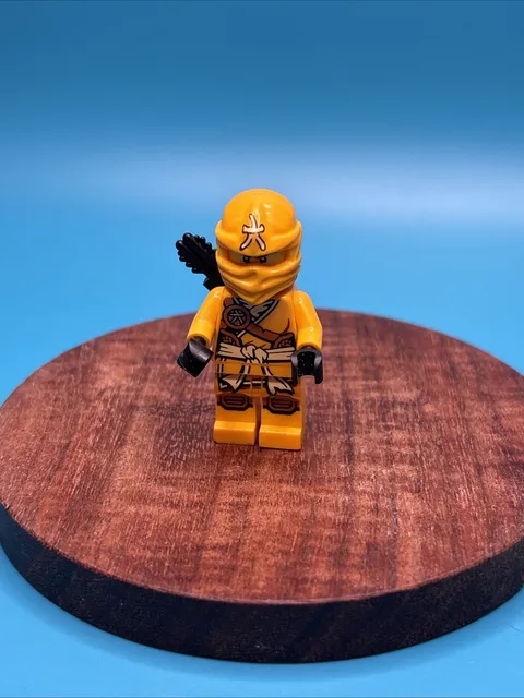 Lego Ninjago Skylor Jungle Robe Tournament of Elements Minifigure 70746
