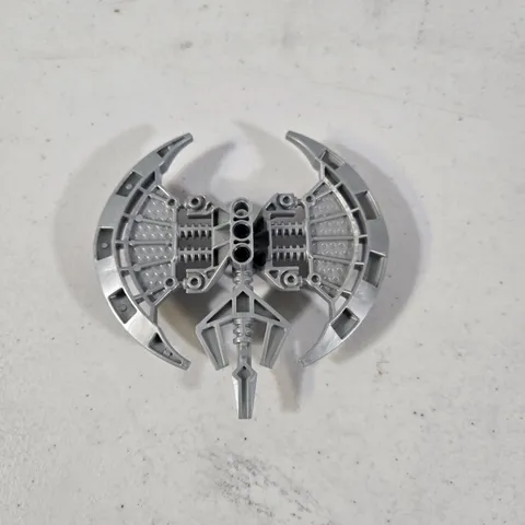 LEGO Bionicle Pearl Gray Double Curved Blade Scarab Shield Half Part 64299 A10