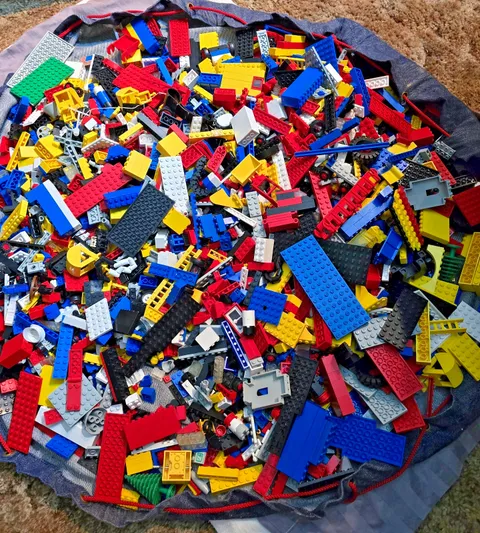 Lego Lot, 1970's to 1980's, Instructions, Manuals. Lego Drawstring Storage Bags!