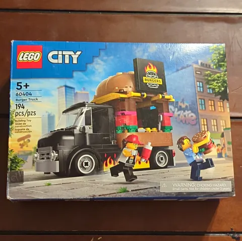 LEGO City Burger Truck 60404 194 pcs 5+ Complete Set Box Plastic Vehicle