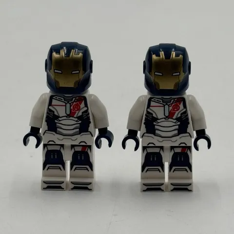 LEGO Minifigure Lot of 2 Iron legions from set #76288
