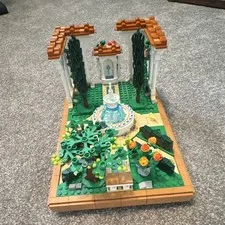 LEGO Ideas Mediterranean Garden Custom Built Courtyard Fountain Garden Build