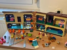 LEGO The Simpsons House 71006 (RETIRED + NEAR COMPLETE) (No box or instructions)
