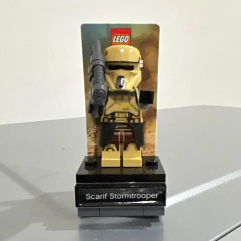 LEGO Star Wars Rogue One Scarif Stormtrooper Minifigure Complete SW0815 + Stand