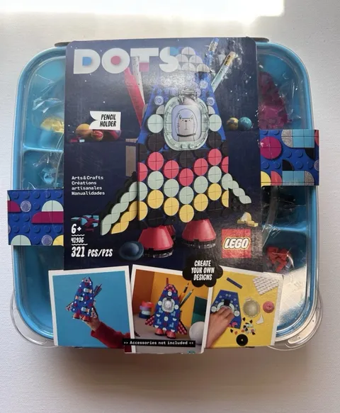 LEGO DOTS Pencil Holder (41936) craft set