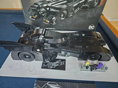 LEGO 76139 DC 1989 Batmobile Set, Minifigures, Box, and Instructions