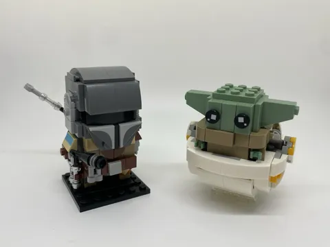 LEGO BrickHeadz Star Wars 75317 The Mandalorian & The Child 295pcs Retired