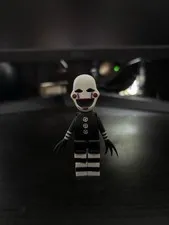 Five nights at Freddy’s Mcfarlane Puppet Figure