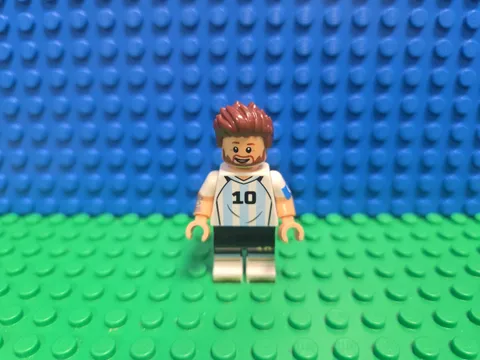 LEGO Lionel Messi Minifigure edi002 Argentina World Cup 43011 CMF Lot Rare HTF 
