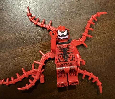 LEGO Carnage Minifigure Marvel Super Heroes with Accessories 76036 RARE MARVEL