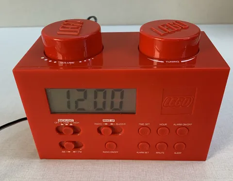 Lego Red Brick Portable Alarm Clock AM/FM Radio LG11000 WORKING w ADAPTER