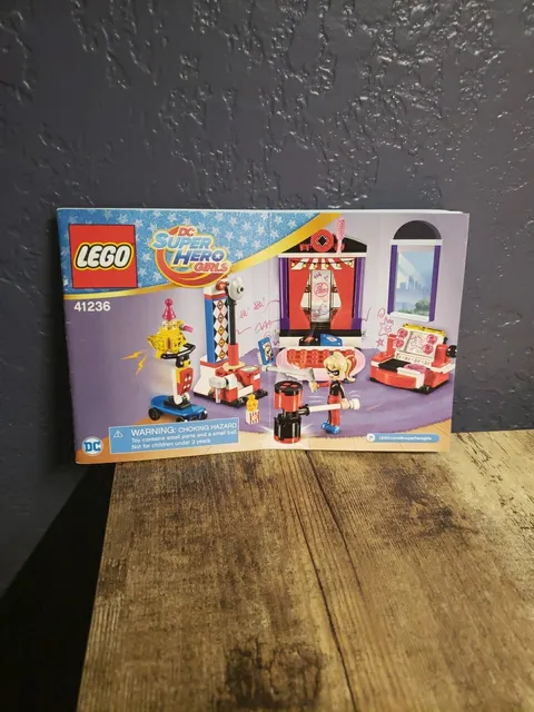 LEGO DC Super Hero Girls 41236 Harley Quinn Dorm Instruction Guide MANUAL ONLY