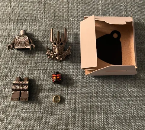 LEGO Lord of the Rings Sauron Minifigure ONLY from set 11373 Sauron’s Helmet