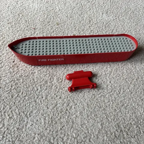 VTG LEGO-Fire Fighter Boat Full Hull & 1x Hull Weight set #775 or 316
