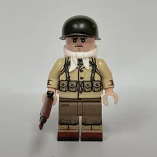 Lego ww2 theminifigco us rifleman with spade helmet and brick arms weapon