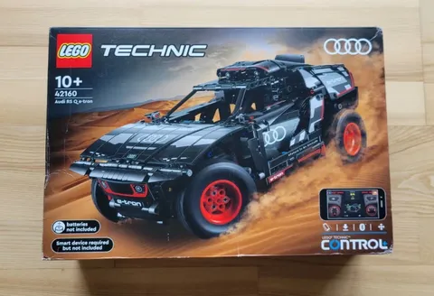 LEGO Technic 42160 Audi RS Q e-tron
