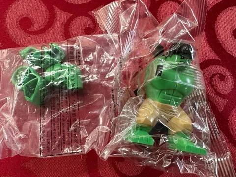 LEGO SUPER HEROES Giant Hulk Big Figure Avengers Dark Green Brown Pants New